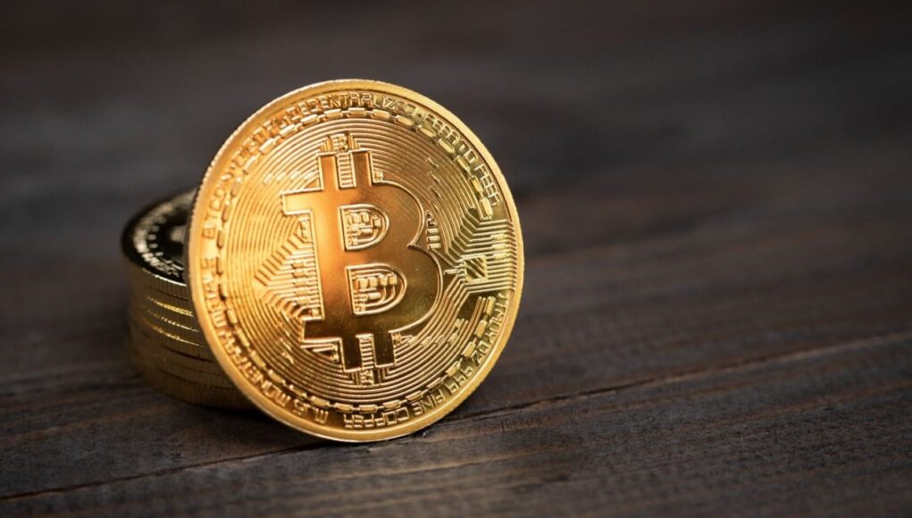 etf-recap_-bitcoin-and-ether-etfs-extend-inflow-streaks-with-988-million-weekly-haul.jpg