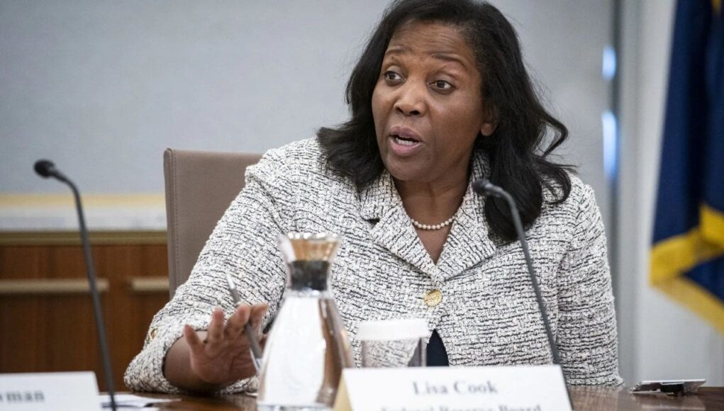 legal-showdown-set-court-to-hear-fed-governor-lisa-cooks-suit-against-trump-on-friday.jpg