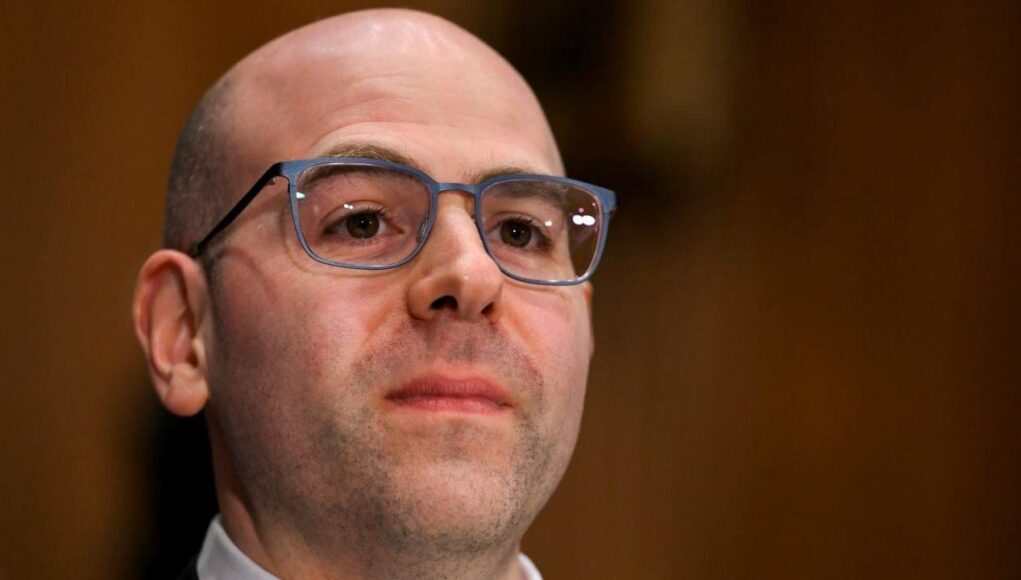 trump-nominates-stephen-miran-as-new-fed-governor.jpg