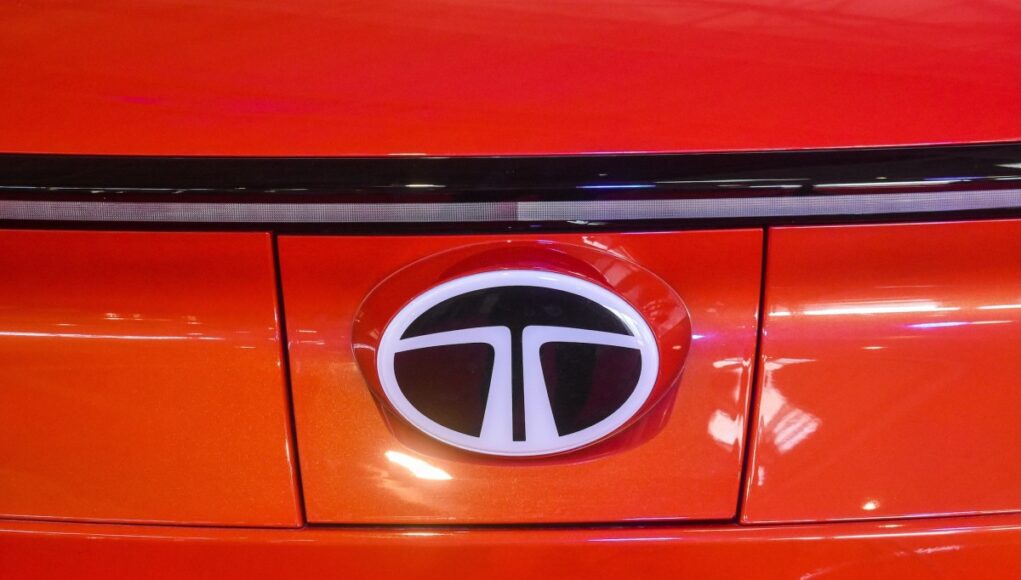 tata-motors-2203183322.jpg