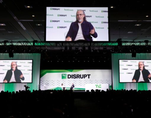 Alphabet is increasingly launching “moonshot” projects as independent companies — here’s why