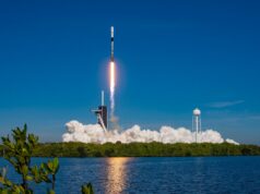 SpaceX gets FCC approval to launch 7,500 more Starlink satellites