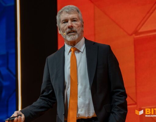 Strategy ($MSTR) Hits 52-Week Low As Bitcoin Crashes To $83k