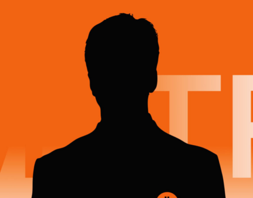 Strategy director Carl Rickertsen is buying MSTR after years of selling