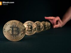 Selling Pressure Intensifies as Bitcoin, Ether ETFs Lose $1 Billion