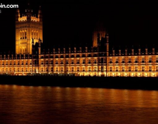 Unlicensed Operators Set to Overtake UK Regulated Gambling Ad Spend by 2028