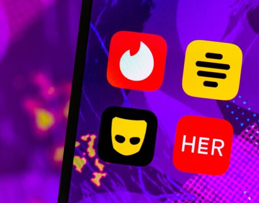 Free hookup app accounts: Comparing AdultFriendFinder, Tinder, Grindr, and more