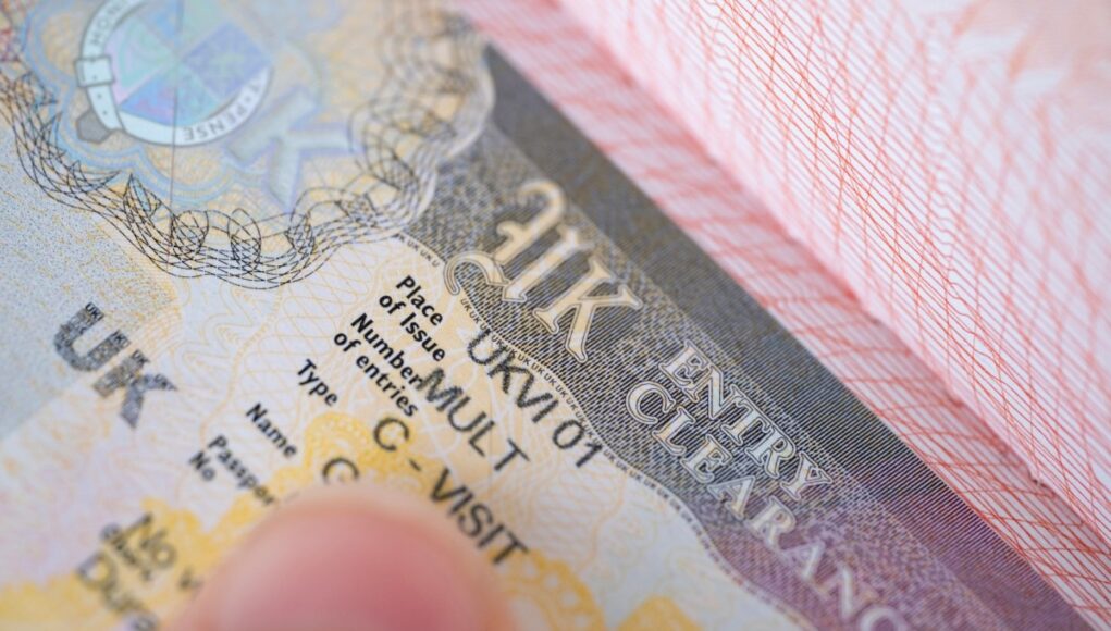uk-visa-2186517355.jpg