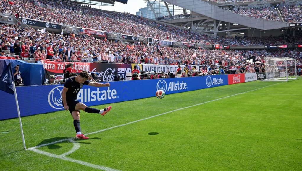 How-Can-Soccer-Stars-Bend-the-Balls-Path-2280220298.jpg