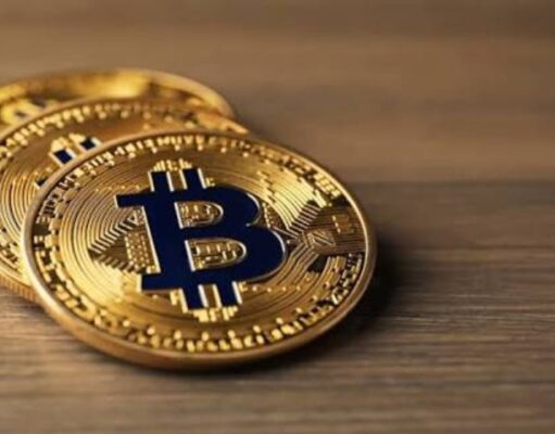 Bitcoin ETFs post record 30-day outflow amid crypto bear market