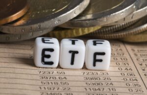 HYPE Returns to Inflows as ETFs Attract Fresh Capital