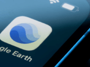 Google Earth’s Hidden Flight Simulator Is Now Playable in Web Browsers