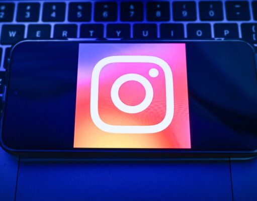 Meta AI reportedly let hackers access big Instagram accounts
