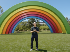 Apple’s Tim Cook bows out with careful keynote that’s light on AI