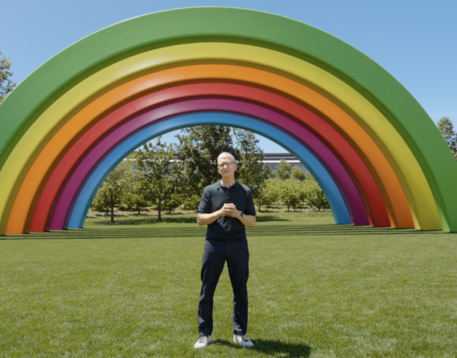 Apple’s Tim Cook bows out with careful keynote that’s light on AI