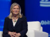 ‘Bitcoin Senator’ Blasts Democrats For Stalling Clarity Act