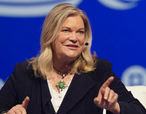Senator Cynthia Lummis Slams Democrats Over Clarity Act