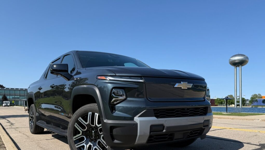 silverado-ev-front-quarter.jpeg