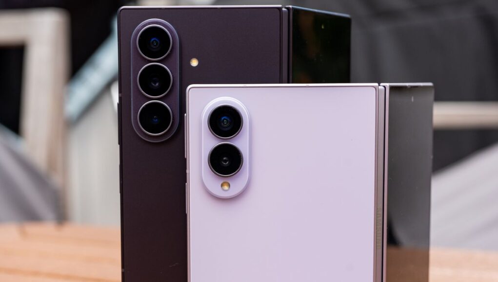 Samsung-Galaxy-Z-Fold8-Ultra-left-and-Z-Fold8-right-SOURCE-Julian-Chokkattu.jpg