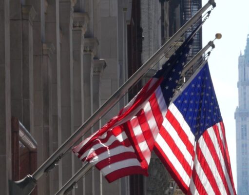 New York Warns of Fake Crypto and AI as Scam Losses Hit $8 Billion