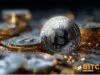 Coinbase (COIN) Misses Revenue Estimates As Users Fall, Armstrong Sets Up New Share Sales