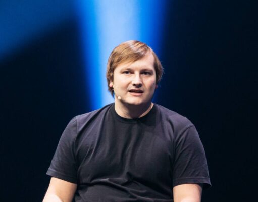 Aave Founder Warns EU MiCA Review Could Restrict DeFi Access